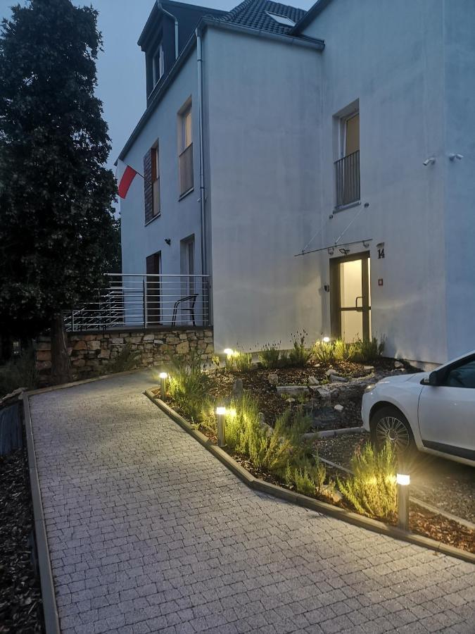 Apartamenty Lawendowy Zakatek 4 Opole Bagian luar foto